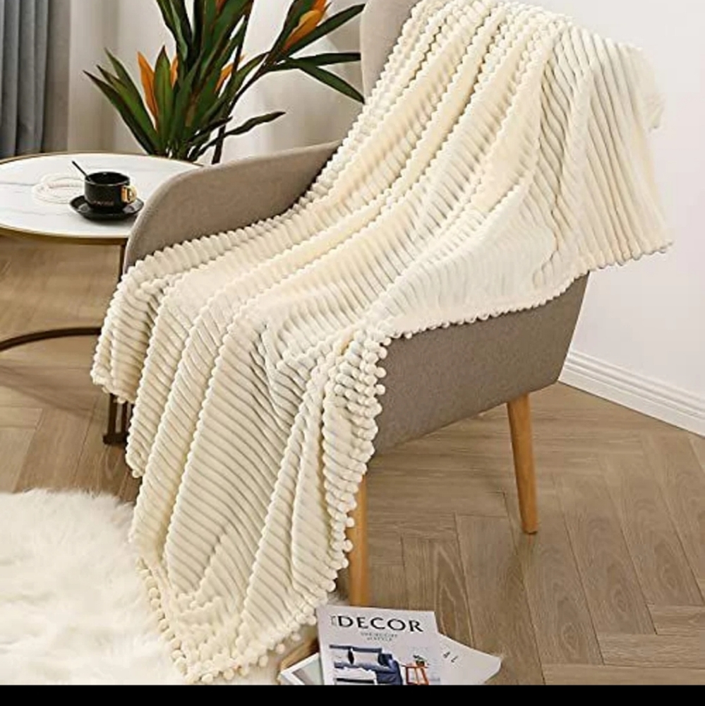 Accent throw blanket 60 x 80
